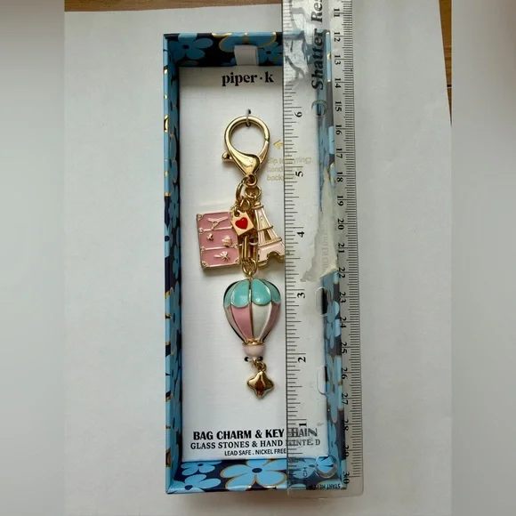 Piper K Paris Themed Bag Charm / Keychain in Gold & Pink - Picture 14 of 14